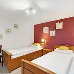 Pension Neuenrade Guest house