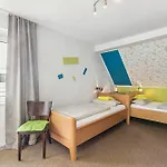 Pension Neuenrade Pensión 3*
