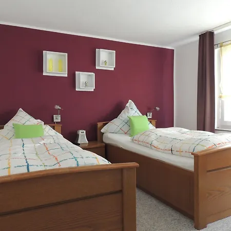 Pension Neuenrade Maison d'hôtes 3*