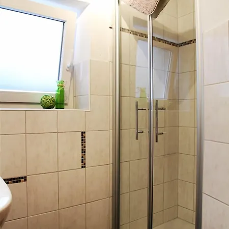 诺伊恩拉德旅馆 Neuenrade