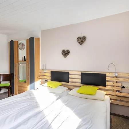 Pension Neuenrade Maison d'hôtes 3*