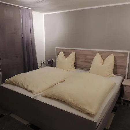 招待所 诺伊恩拉德旅馆 3*